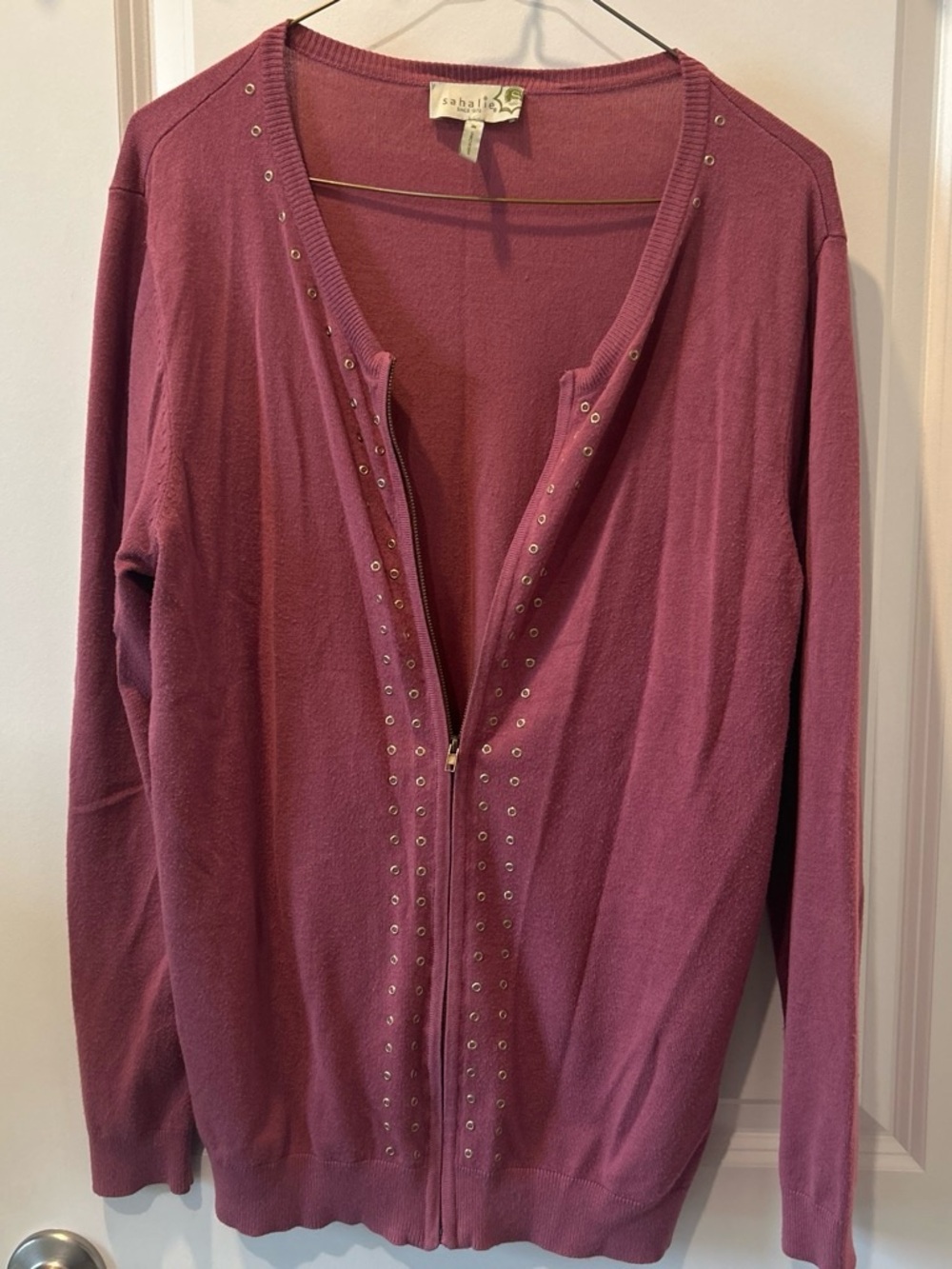 sahalie Dusty Rose Knit Top with Logo Tag